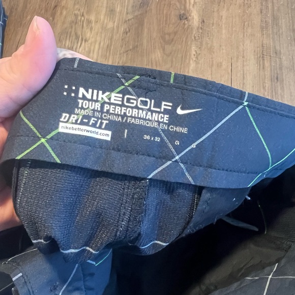 NIKE Dri-Fit GOLF TOUR PERFORMANCE PANTS NWOT 36x 32 - Picture 4 of 6